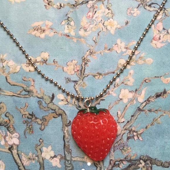 SOLD ON DEPOP Handmade custom strawberry pendant charm necklace - Picture 3 of 3